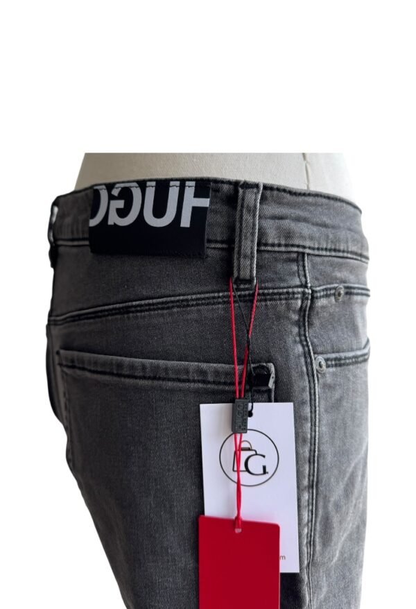 HUGO BOSS - DEMIN SHORTS - Image 17